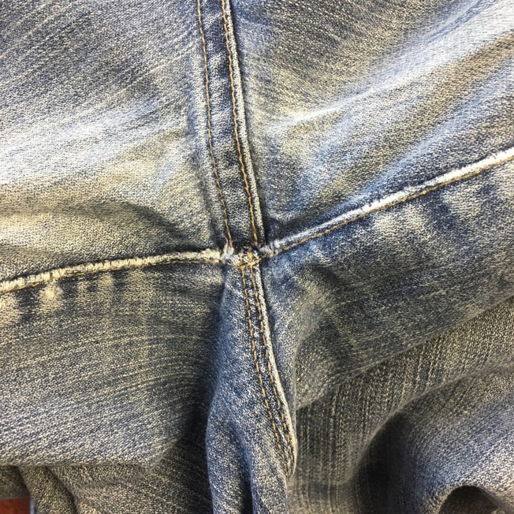 Gap Essential Boot Cut Jeans - Picture 8 of 8